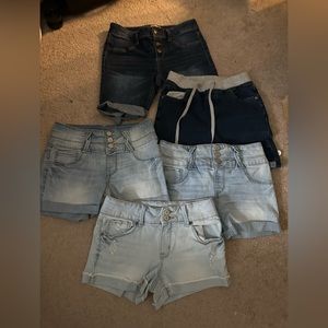 5 Girls Youth shorts